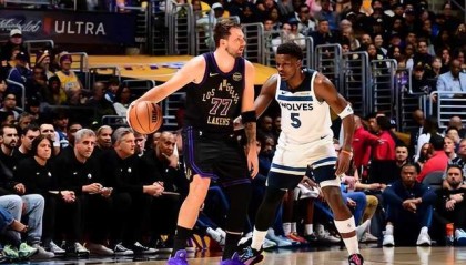 best365登录网页版-詹姆斯缺阵激活东契奇里夫斯艾顿，湖人三杀森林狼，华子15中2