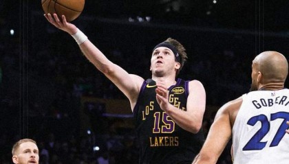 best365登录网页版-大胜！东契奇31+11，里夫斯31+7，湖人重返第四，老詹结局也注定