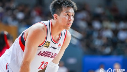 复出还要找状态！郭艾伦半场4中1拿到2分1板1助