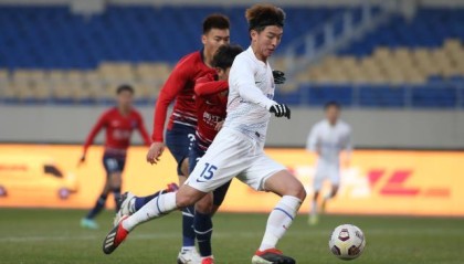 best365登录网页版-两个赛季0进球杨旭延续首发 尴尬的是他还是申花？