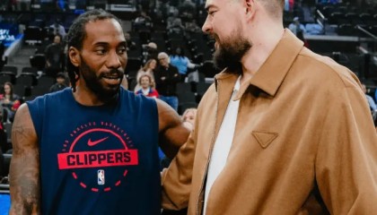 best365登录网页版-快船半场63-51领先步行者，伦纳德20分&amp;amp;西亚卡姆21分